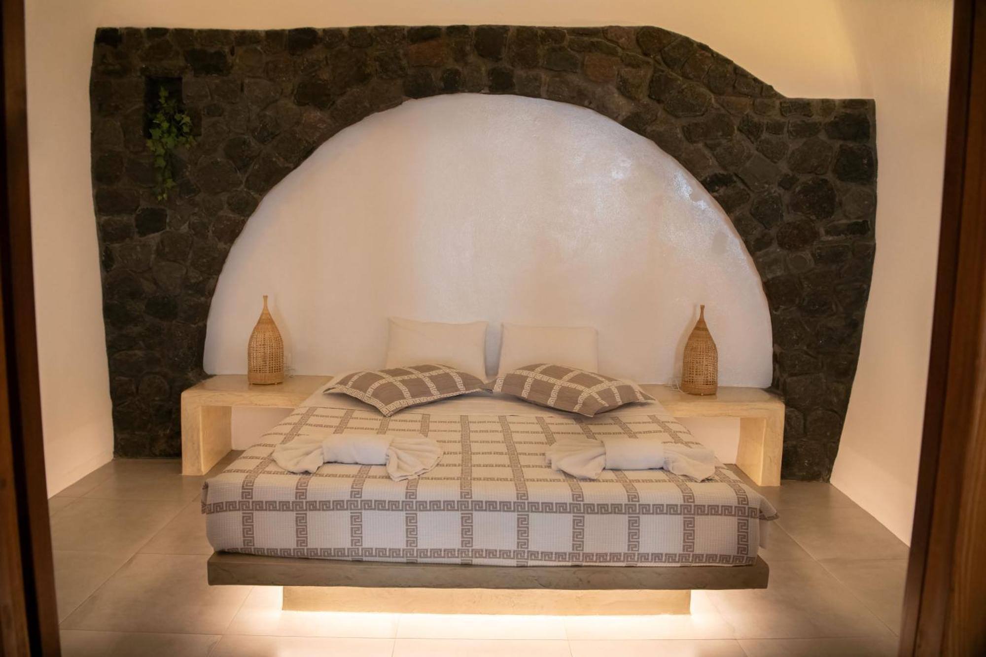 Luxe Efis Home Sea View 4 Villas & 4 Prive Jacuzzi Imerovigli  Dış mekan fotoğraf