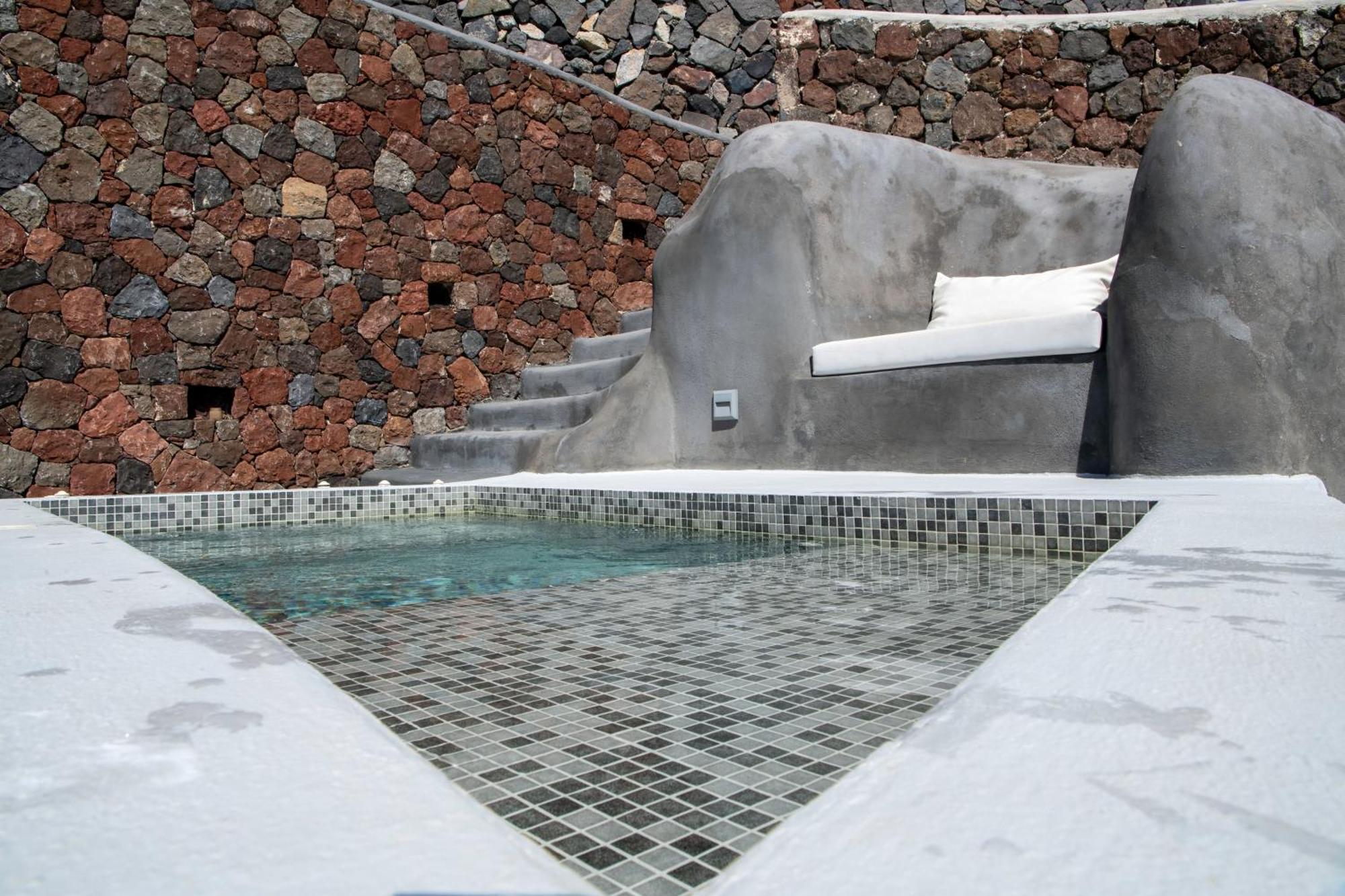 Luxe Efis Home Sea View 4 Villas & 4 Prive Jacuzzi Imerovigli  Dış mekan fotoğraf