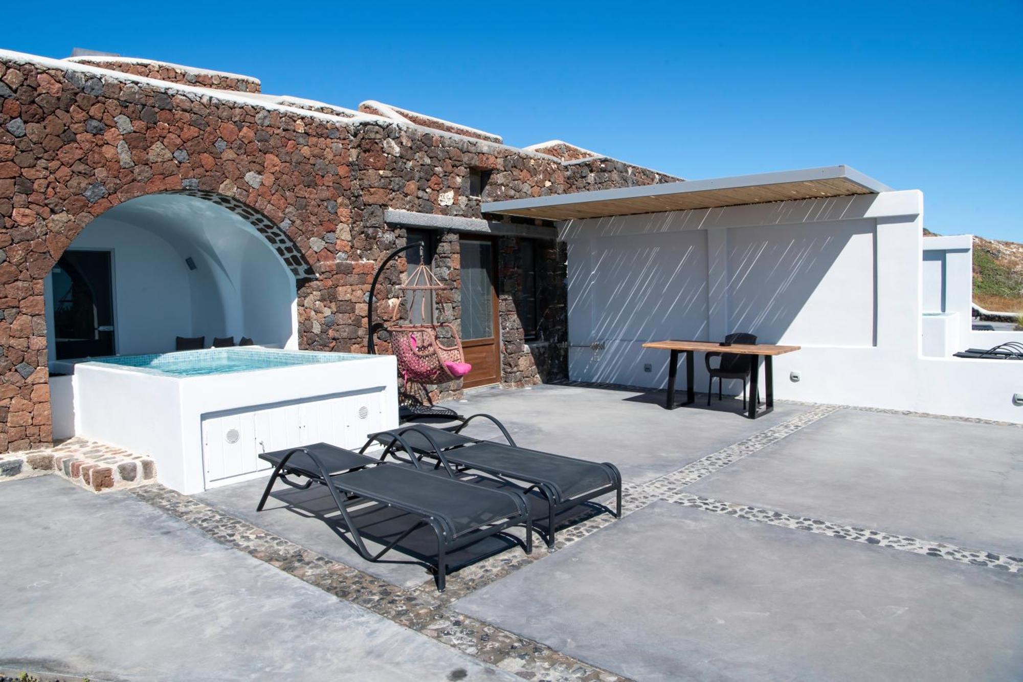 Luxe Efis Home Sea View 4 Villas & 4 Prive Jacuzzi Imerovigli  Dış mekan fotoğraf